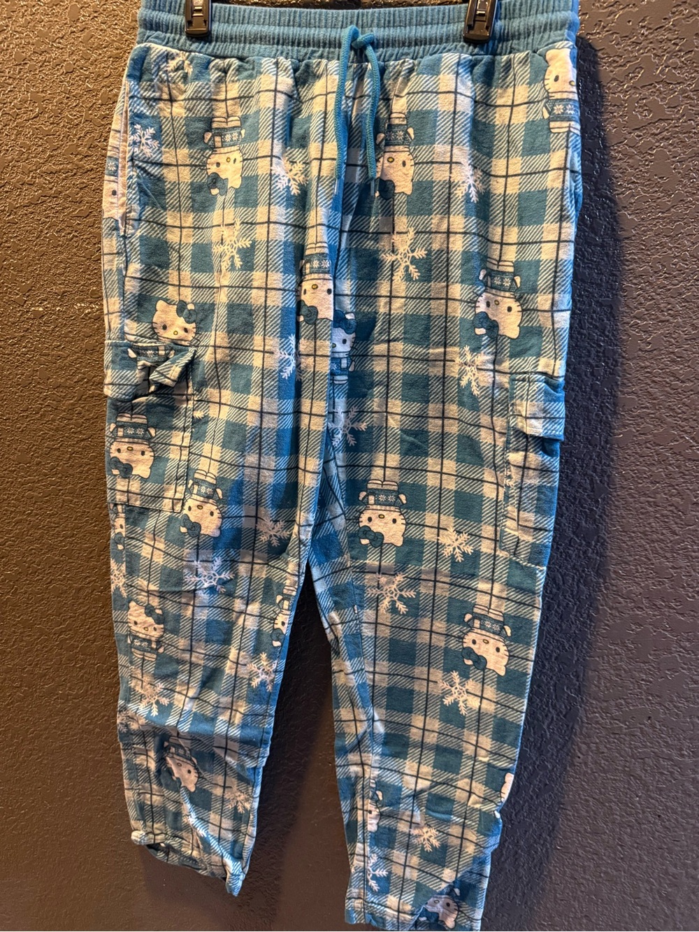 Hello Kitty Aeropostale Blue Plaid Snowman Print Pajama Bottoms
